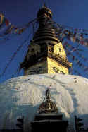 Svayambhunath 1.jpg (44129 bytes)