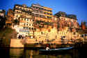 Varanasi.jpg (117935 bytes)